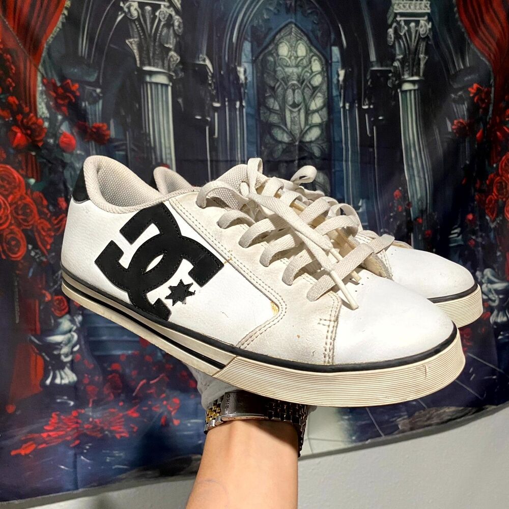 DC Court Graffik 301559 Skate Sneaker Shoes Men's 11 White Leather Cushioned